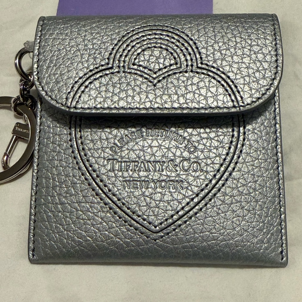 NWT New Tiffany & Co. Return to Tiffany Metallic Silver Key Holder Pouch
